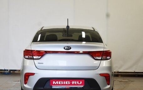 KIA Rio IV, 2018 год, 1 390 000 рублей, 4 фотография