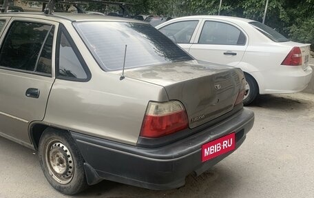 Daewoo Nexia I рестайлинг, 1999 год, 130 000 рублей, 3 фотография