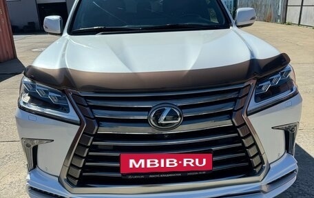 Lexus LX III, 2017 год, 8 250 000 рублей, 1 фотография