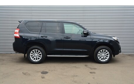 Toyota Land Cruiser Prado 150 рестайлинг 2, 2014 год, 2 503 167 рублей, 4 фотография