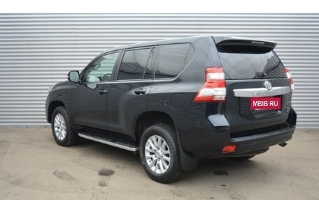 Toyota Land Cruiser Prado 150 рестайлинг 2, 2014 год, 2 503 167 рублей, 7 фотография