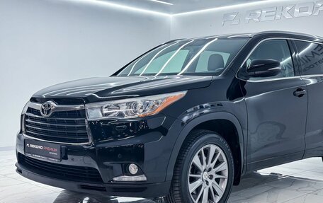 Toyota Highlander III, 2014 год, 3 499 000 рублей, 2 фотография