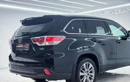 Toyota Highlander III, 2014 год, 3 499 000 рублей, 10 фотография