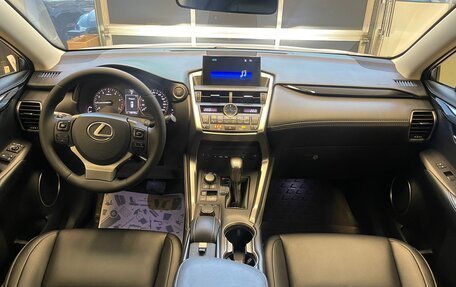 Lexus NX I, 2015 год, 2 990 000 рублей, 16 фотография