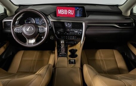 Lexus RX IV рестайлинг, 2018 год, 5 780 000 рублей, 15 фотография