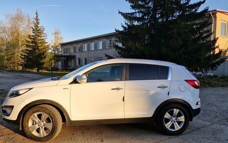 KIA Sportage III, 2011 год, 1 500 000 рублей, 2 фотография