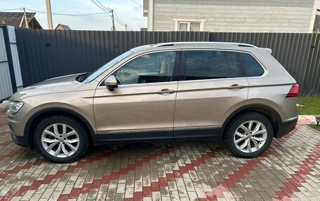 Volkswagen Tiguan II, 2018 год, 2 450 000 рублей, 7 фотография