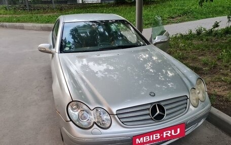 Mercedes-Benz CLK-Класс, 2003 год, 550 000 рублей, 2 фотография