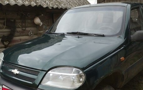 Chevrolet Niva I рестайлинг, 2003 год, 280 000 рублей, 2 фотография