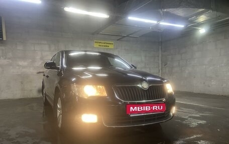 Skoda Superb III рестайлинг, 2011 год, 950 000 рублей, 13 фотография