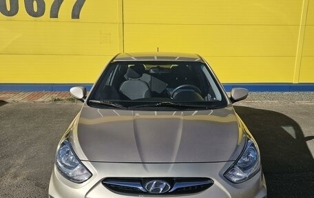 Hyundai Solaris II рестайлинг, 2011 год, 750 000 рублей, 4 фотография