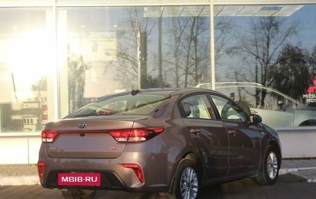 KIA Rio IV, 2018 год, 1 300 000 рублей, 3 фотография