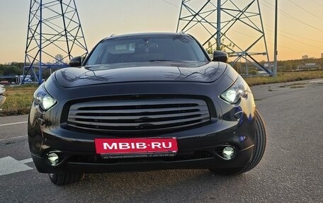 Infiniti FX II, 2010 год, 2 000 000 рублей, 2 фотография