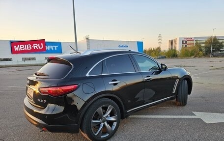 Infiniti FX II, 2010 год, 2 000 000 рублей, 4 фотография