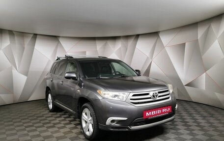 Toyota Highlander III, 2011 год, 2 135 000 рублей, 3 фотография