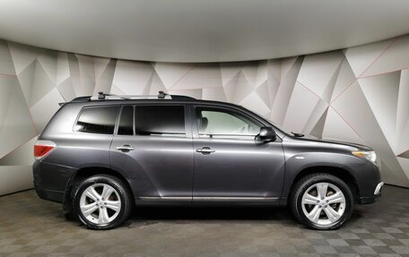 Toyota Highlander III, 2011 год, 2 135 000 рублей, 6 фотография