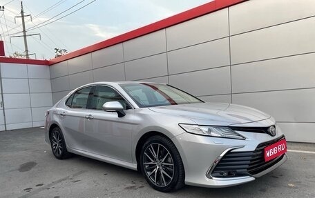 Toyota Camry, 2021 год, 4 550 000 рублей, 1 фотография