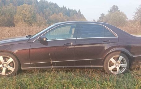 Mercedes-Benz E-Класс, 2013 год, 1 850 000 рублей, 8 фотография