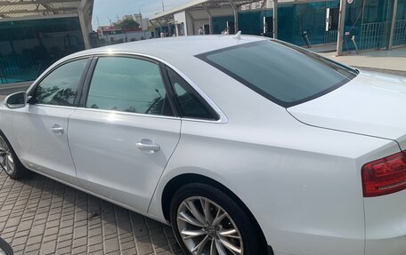 Audi A8, 2011 год, 2 550 000 рублей, 2 фотография