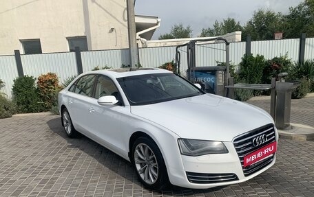 Audi A8, 2011 год, 2 550 000 рублей, 4 фотография