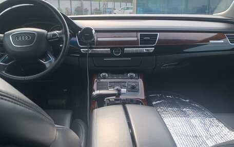 Audi A8, 2011 год, 2 550 000 рублей, 15 фотография