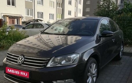 Volkswagen Passat B7, 2011 год, 1 390 000 рублей, 1 фотография