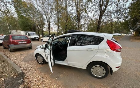 Ford Fiesta, 2010 год, 850 000 рублей, 4 фотография