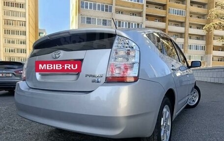 Toyota Prius, 2009 год, 1 050 000 рублей, 3 фотография