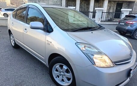 Toyota Prius, 2009 год, 1 050 000 рублей, 11 фотография