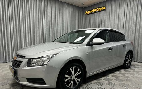 Chevrolet Cruze II, 2012 год, 900 000 рублей, 8 фотография