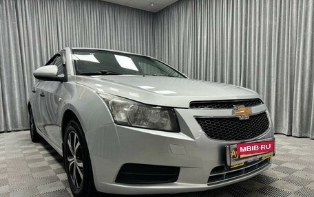 Chevrolet Cruze II, 2012 год, 900 000 рублей, 4 фотография