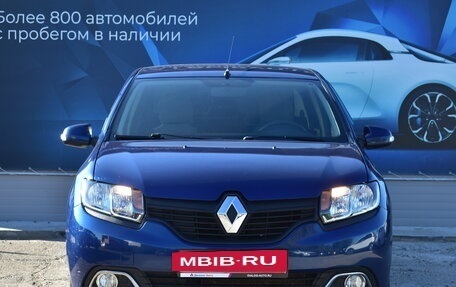 Renault Logan II, 2015 год, 820 000 рублей, 8 фотография