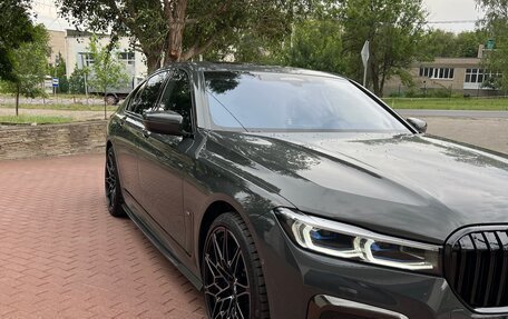 BMW 7 серия, 2019 год, 9 800 000 рублей, 3 фотография