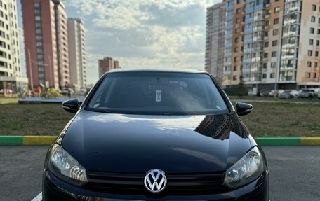 Volkswagen Golf VI, 2010 год, 830 000 рублей, 2 фотография