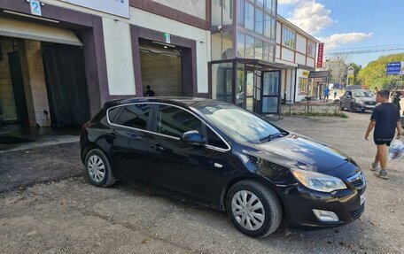 Opel Astra J, 2011 год, 520 000 рублей, 4 фотография