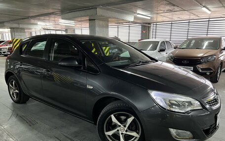 Opel Astra J, 2011 год, 649 000 рублей, 3 фотография