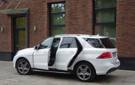 Mercedes-Benz GLE, 2018 год, 4 500 000 рублей, 19 фотография