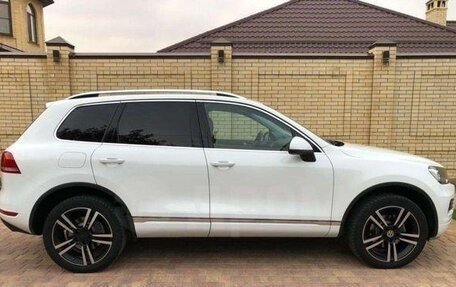 Volkswagen Touareg III, 2014 год, 2 970 000 рублей, 4 фотография