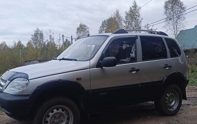 Chevrolet Niva I рестайлинг, 2004 год, 380 000 рублей, 1 фотография