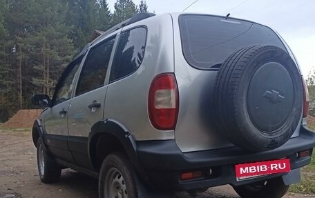 Chevrolet Niva I рестайлинг, 2004 год, 380 000 рублей, 5 фотография