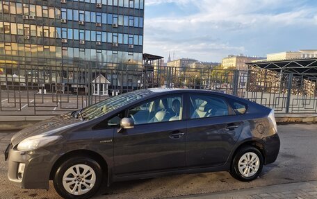 Toyota Prius, 2011 год, 1 500 000 рублей, 3 фотография