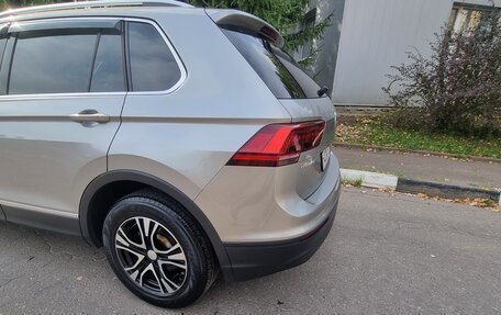 Volkswagen Tiguan II, 2017 год, 2 700 000 рублей, 2 фотография