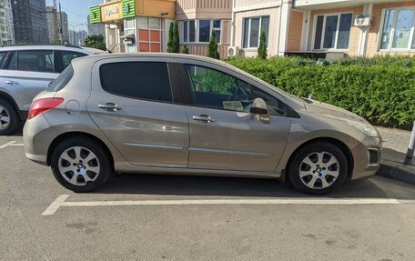 Peugeot 308 II, 2011 год, 540 000 рублей, 2 фотография