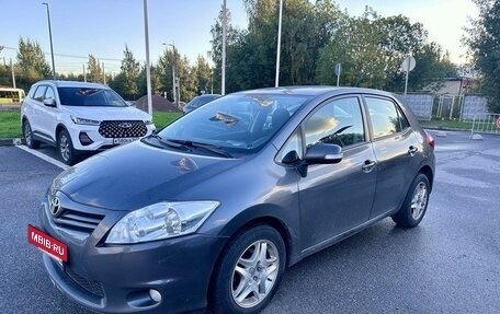 Toyota Auris II, 2011 год, 1 088 000 рублей, 5 фотография