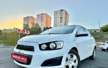 Chevrolet Aveo III, 2013 год, 950 000 рублей, 4 фотография