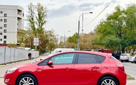 Opel Astra J, 2011 год, 730 000 рублей, 4 фотография