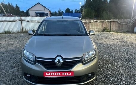 Renault Logan II, 2017 год, 690 000 рублей, 1 фотография