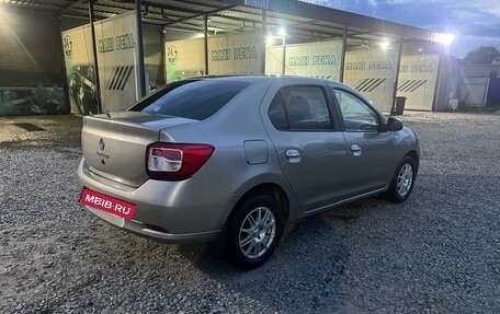 Renault Logan II, 2017 год, 690 000 рублей, 2 фотография