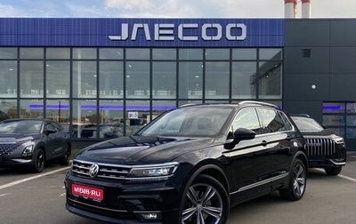 Volkswagen Tiguan II, 2017 год, 3 229 000 рублей, 1 фотография