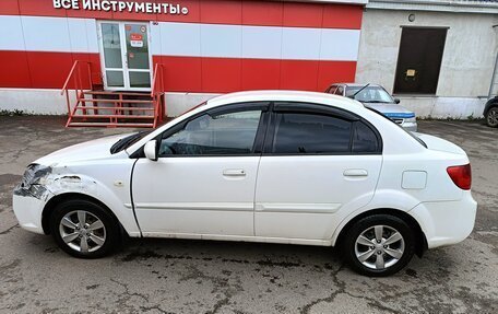 KIA Rio II, 2011 год, 550 000 рублей, 6 фотография